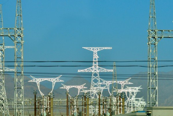 medium and high voltage power grids (18)