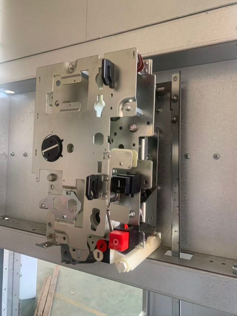 SF6 load break switch spring operating mechanism for medium voltage ring main unit switchgear